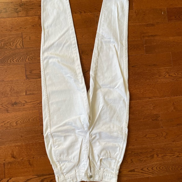 true white straight leg jeans high rise bnwot - Picture 4 of 4